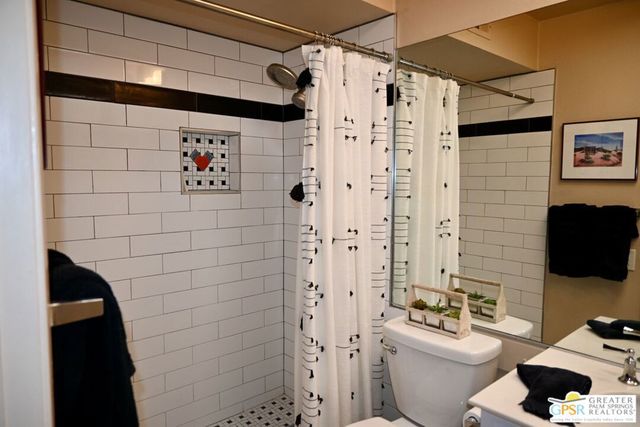 2117 Sunshine Way, Palm Springs, CA 92264