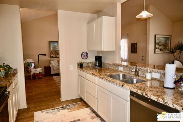 2117 Sunshine Way, Palm Springs, CA 92264