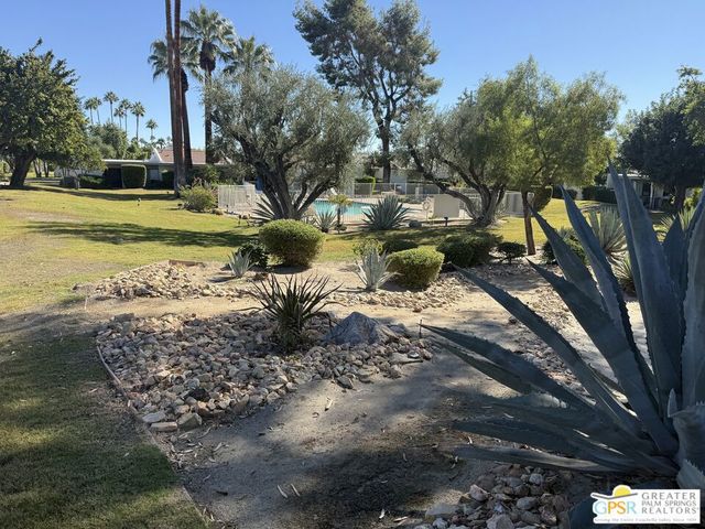 2117 Sunshine Way, Palm Springs, CA 92264