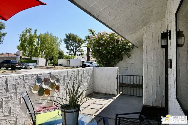 2117 Sunshine Way, Palm Springs, CA 92264