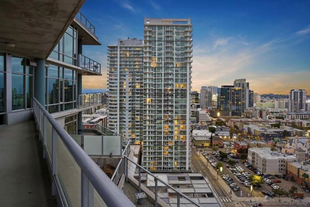 1080 Park Blvd 1802, San Diego, CA 92101