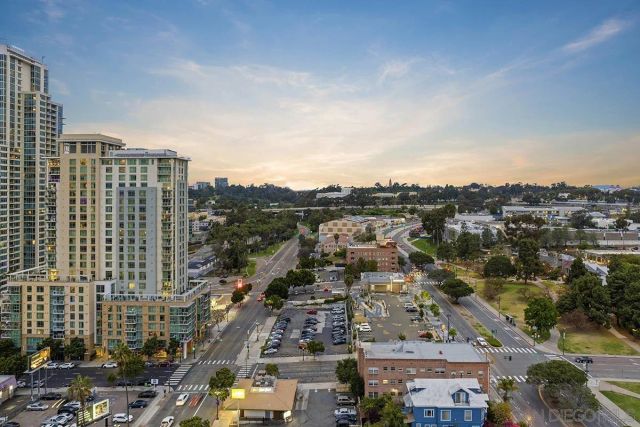1080 Park Blvd 1802, San Diego, CA 92101