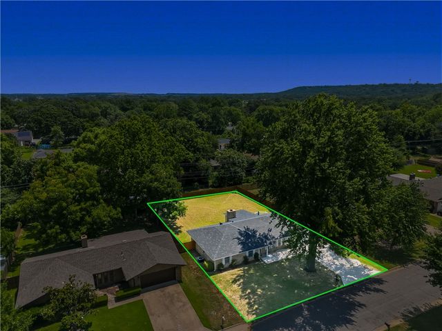 8217 Meadow Drive, Fort Smith, AR 72908