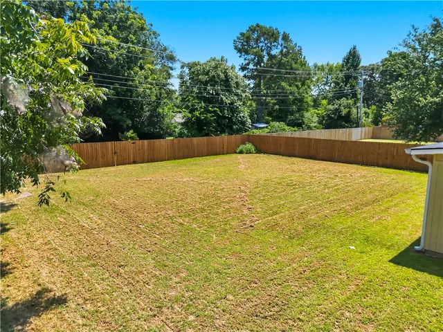 8217 Meadow Drive, Fort Smith, AR 72908