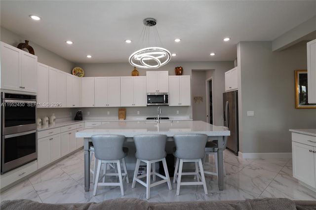 5669 Liberty Ln, Westlake, FL 33470