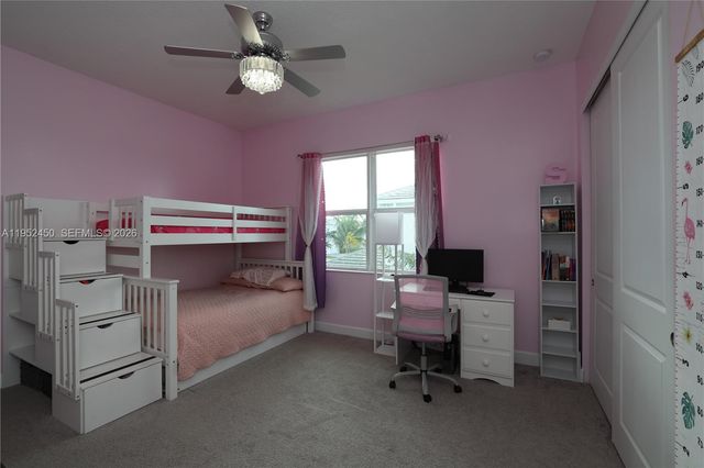 5669 Liberty Ln, Westlake, FL 33470