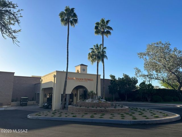 8479 N Gaetano Loop, Tucson, AZ 85742