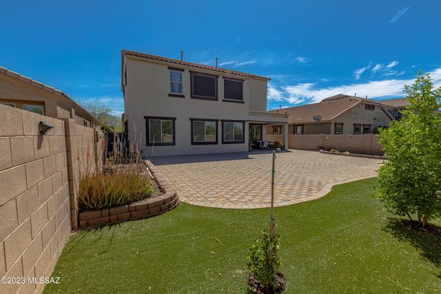 8479 N Gaetano Loop, Tucson, AZ 85742