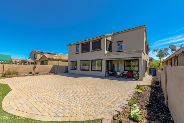 8479 N Gaetano Loop, Tucson, AZ 85742