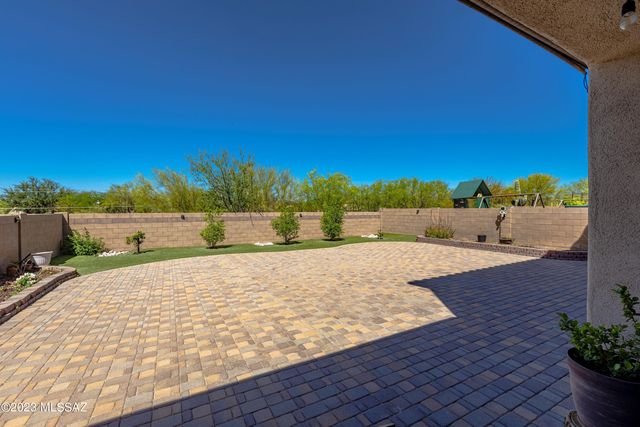8479 N Gaetano Loop, Tucson, AZ 85742