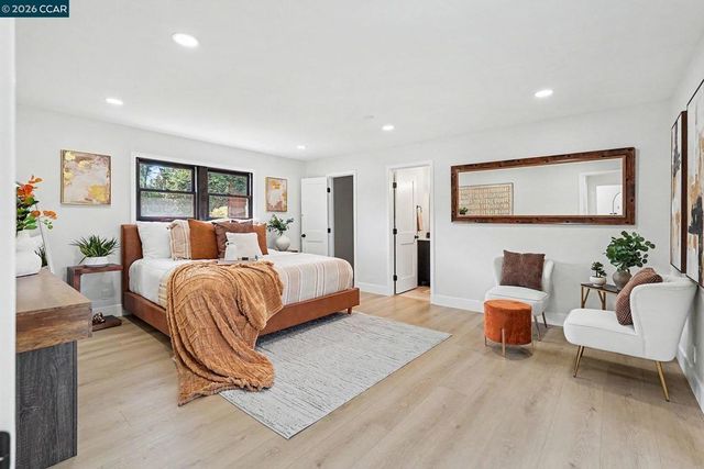 1837 Andrews Dr, Concord, CA 94521