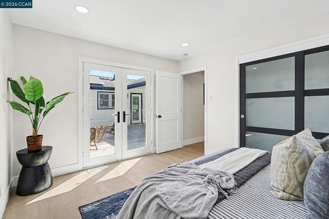 1837 Andrews Dr, Concord, CA 94521