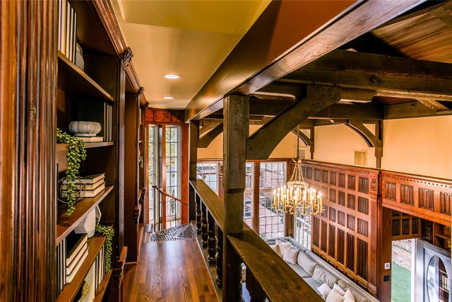 2916 Sale Street, Dallas, TX 75219