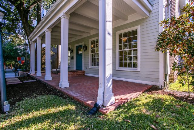 2916 Sale Street, Dallas, TX 75219