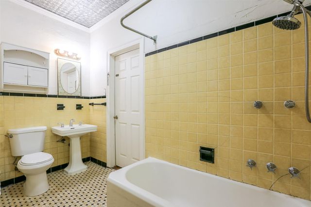 308 E 32nd ST A, Austin, TX 78705