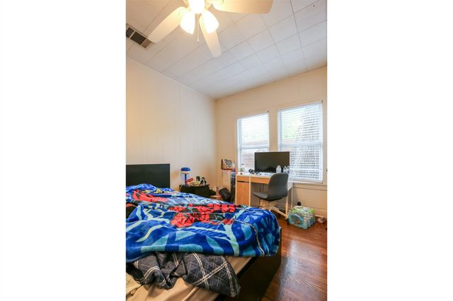 308 E 32nd ST A, Austin, TX 78705