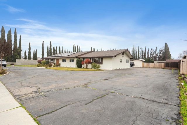 351 N Peach, Clovis, CA 93612