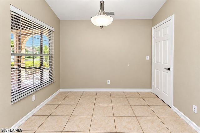 430 Saint Andrews BLVD 6, Naples, FL 34113