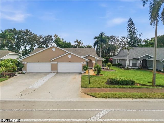 430 Saint Andrews BLVD 6, Naples, FL 34113