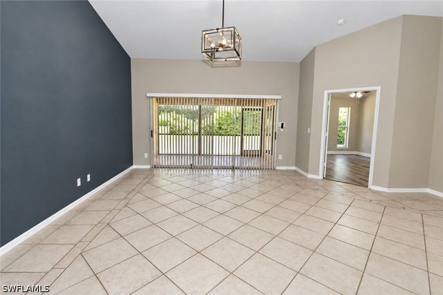 430 Saint Andrews BLVD 6, Naples, FL 34113