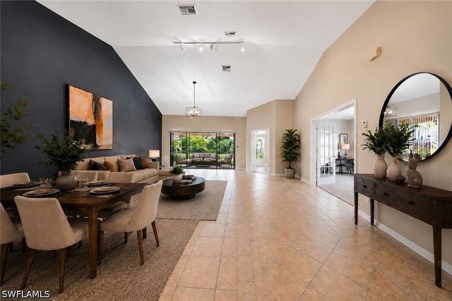 430 Saint Andrews BLVD 6, Naples, FL 34113