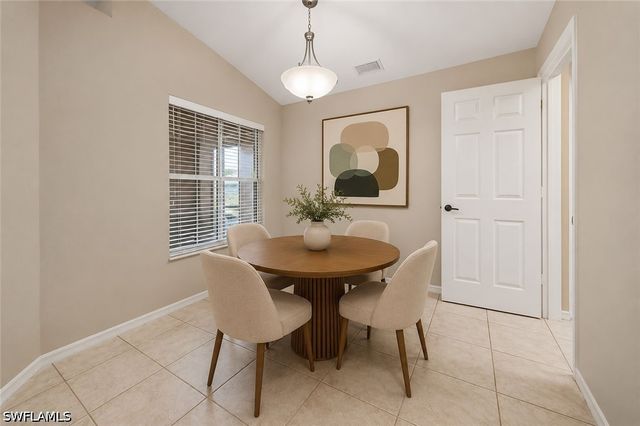 430 Saint Andrews BLVD 6, Naples, FL 34113