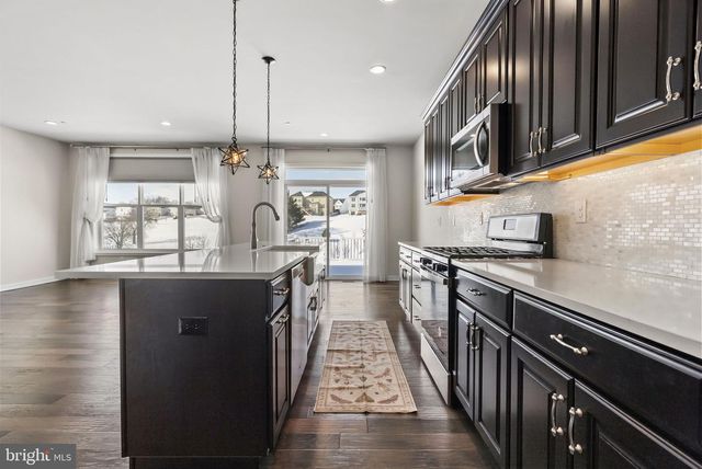 12 UMBRELL, Eagleville, PA 19403