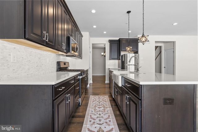 12 UMBRELL, Eagleville, PA 19403