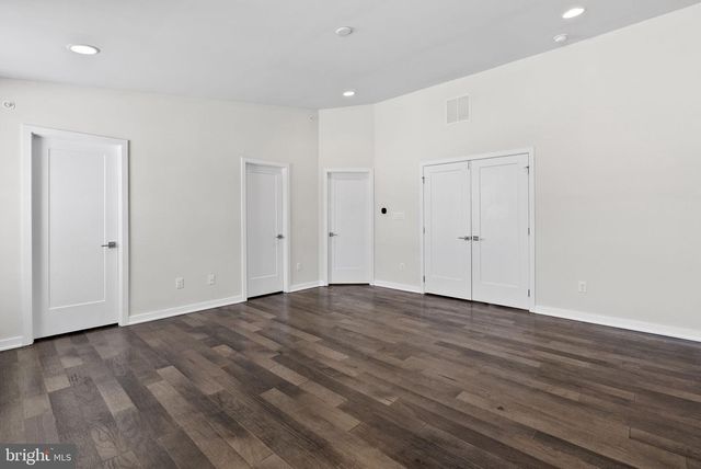 12 UMBRELL, Eagleville, PA 19403