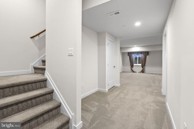 12 UMBRELL, Eagleville, PA 19403