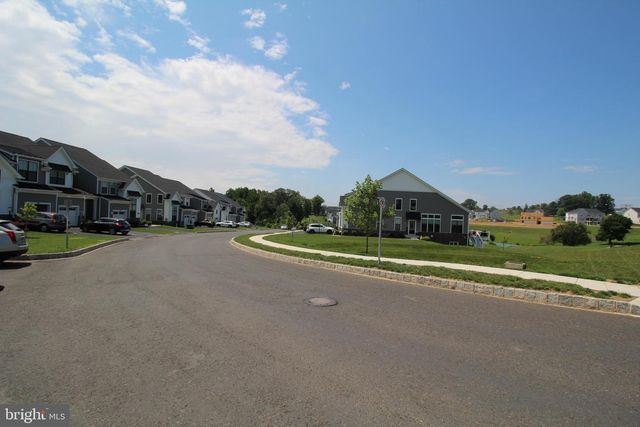 12 UMBRELL, Eagleville, PA 19403