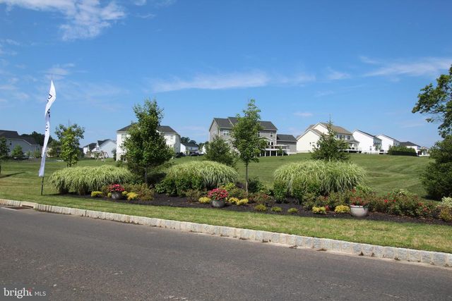 12 UMBRELL, Eagleville, PA 19403