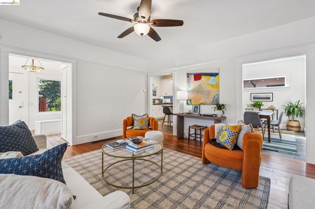1767 Brandon St, Oakland, CA 94611