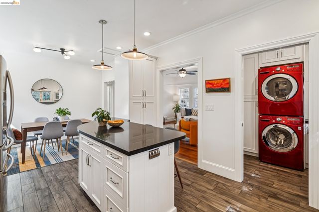1767 Brandon St, Oakland, CA 94611