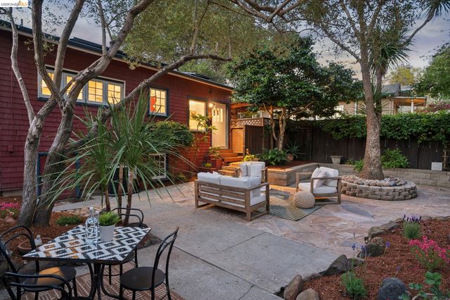 1767 Brandon St, Oakland, CA 94611