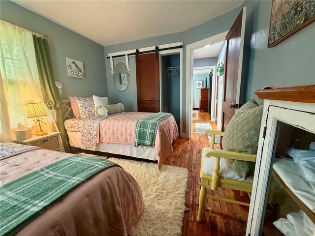 709 N Allen Road, Independence, MO 64050