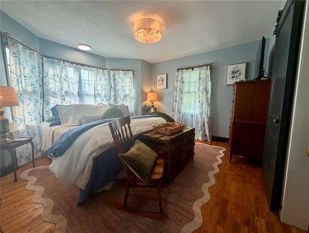 709 N Allen Road, Independence, MO 64050