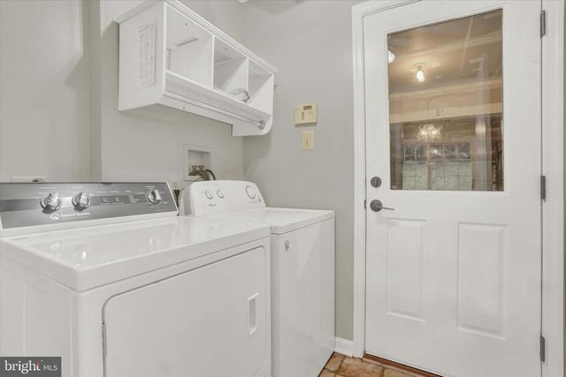 735 CLYDESDALE DR, York, PA 17402