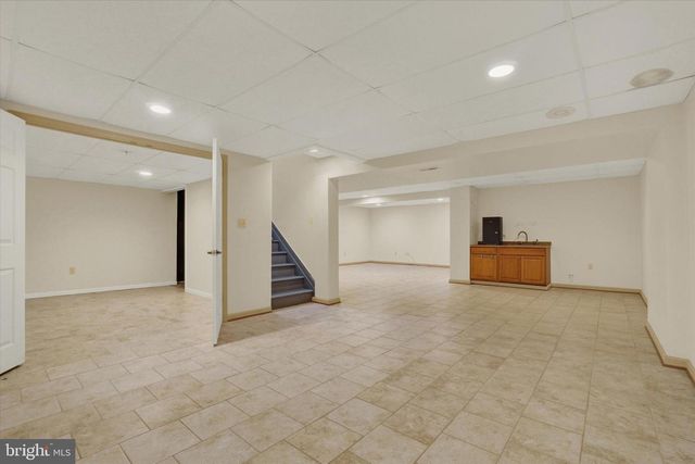 735 CLYDESDALE DR, York, PA 17402