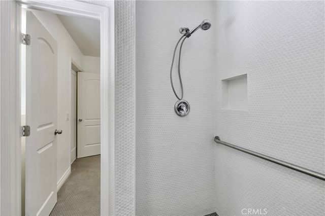 22921 Cass Avenue, Woodland Hills, CA 91364
