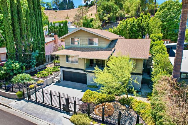 22921 Cass Avenue, Woodland Hills, CA 91364