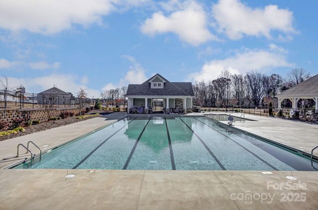 3930 Cheyney Park Drive, Charlotte, NC 28269