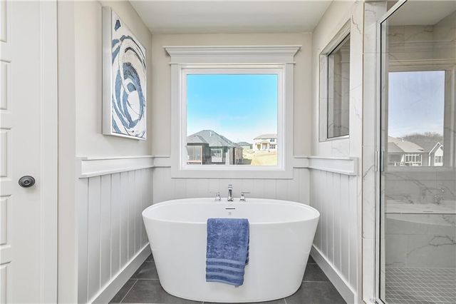 6114 Lewis Drive, Shawnee, KS 66226