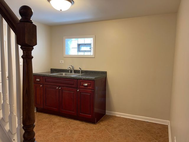 123 Washington Avenue, La Grange, IL 60525