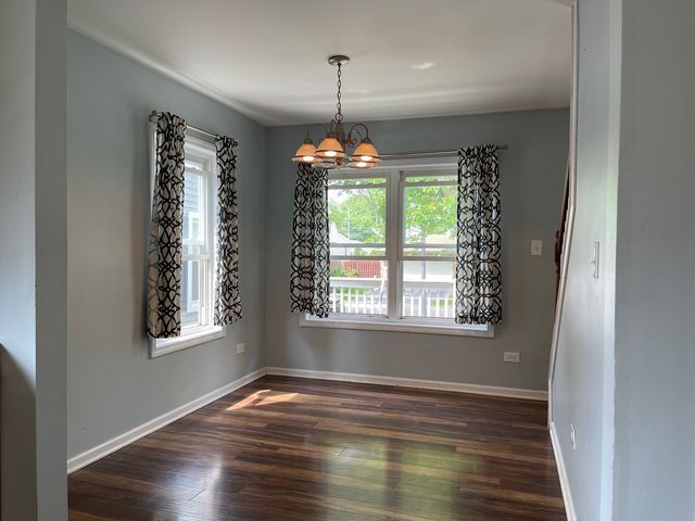 123 Washington Avenue, La Grange, IL 60525