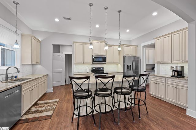 555 Riverstead Drive, Marietta, SC 29661