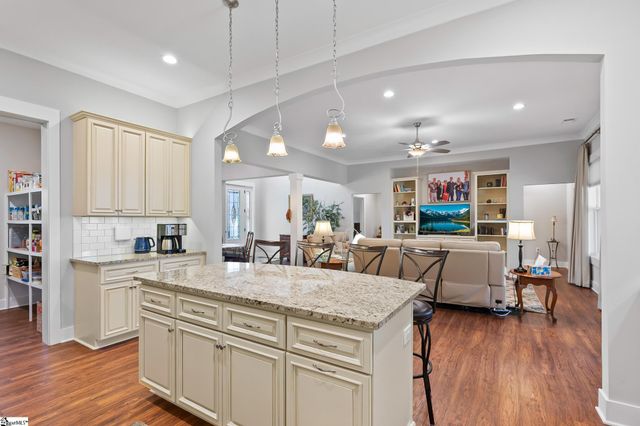 555 Riverstead Drive, Marietta, SC 29661