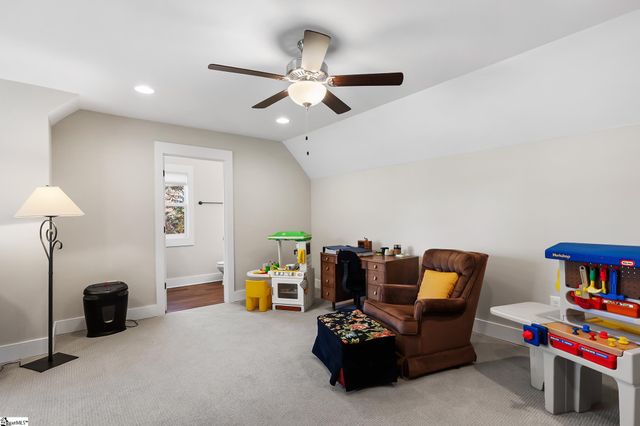 555 Riverstead Drive, Marietta, SC 29661