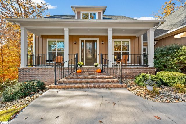 555 Riverstead Drive, Marietta, SC 29661