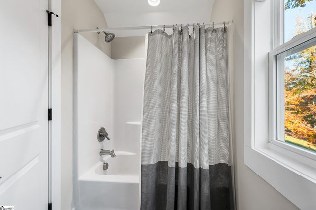 555 Riverstead Drive, Marietta, SC 29661